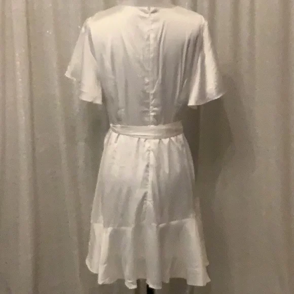 White Satin Southern Fried Chics Mini - Picture 2 of 3